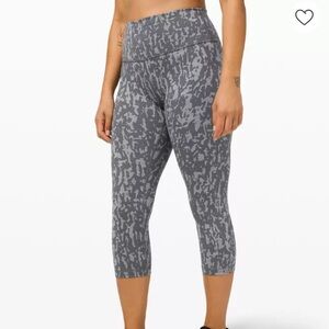Lululemon Train High Rise Crop Leggings NWOT